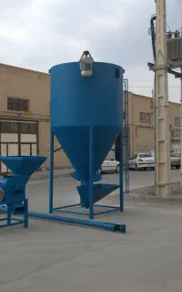 سیستم خوراک‌سازی دام و طیور آسیاب میکسر کارخانه‌ای