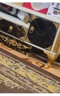 میز تلویزیون سلطنتی