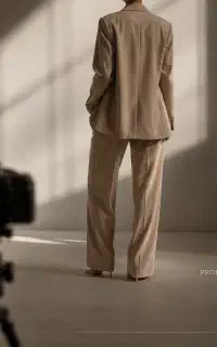 دعوت به همکاری (مدل لباس و پوشاک زنانه)