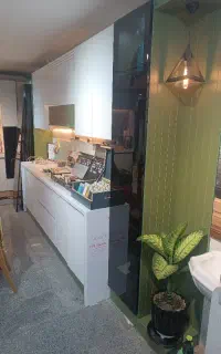 منشی خانم