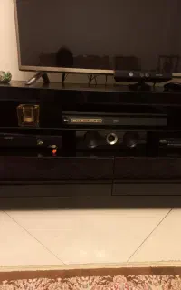 ایکس باکس ۳۶۰ همراه با دودسته ودوربین جلو