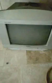 تلویزیون ۲۱ اینچ اسنوا