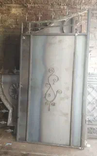 درب حیاط ساده وگلدار