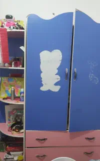 کمدلباسنوجوان بهمراه دو گشو و کتابخانه