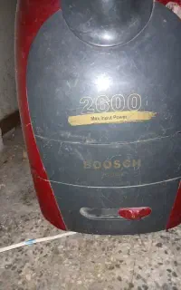 جاروبرقی boosch2600
