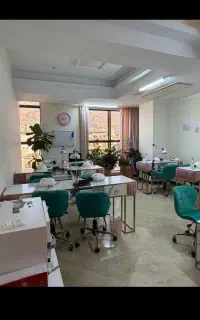 جذب نیروی ماهر در سالن تخصصی ناخن و مژه رودسر