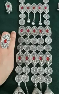 گردنبد و کیف سنتی ترکمن
