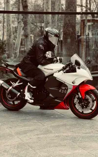 هیوسانگ250Gtr