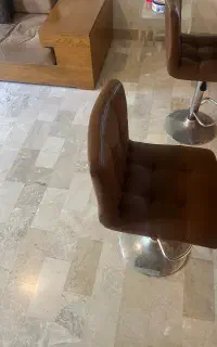 سه عدد صندلی چرم
