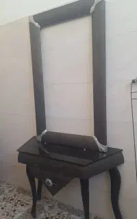 میز کنسول و قاب آینه