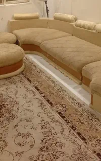 مبل راحتی و میز کامیوترو..