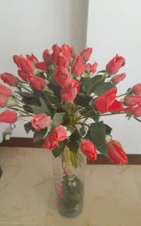 دسته گل رز مخملی خارجی