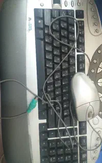 کیبورد همراه موس