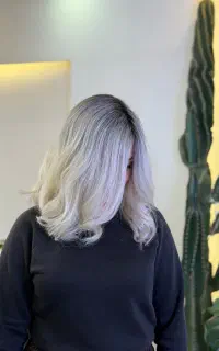 به مدل خانم برای رنگ مو نیازمندیم ـ ظرفیت محدود