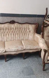 مبل سلطنتی