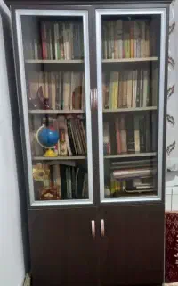 کتابخانه با دو درب کمد زیر