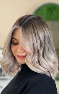 خدمات زیبایی تخصصی نازنین بصلی در شهسوار