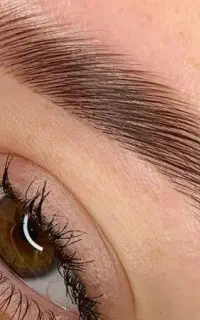 آموزش کاشت و اکستنشن مژه
