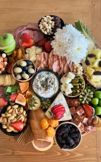 فینگرفود و غذای با کیفیت برای مهمانی و دورهمی ها