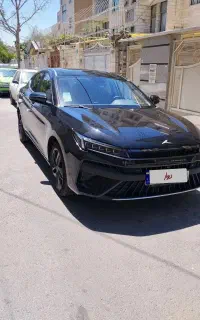 کی ام سی j7