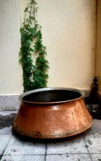 دیگ مسی  قدیمی ( مس سرخ )