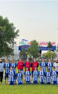 مدرسه فوتبال دختران آینده سازان گلشن