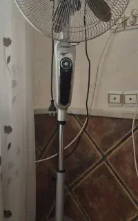 پنکه ایستاده دیجیتال