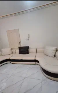 مبل چرم زیبا به فروش میرسد ۱۸ میلیون