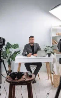 تولید محتوا ،ادمینی ، رشد صفحه و تبلیغ
