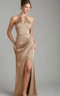 دوخت لباس مجلسی.