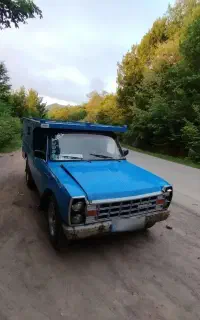نیسان وانت