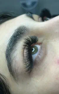 کاشت و اکستنشن مژه و لیفت ابرو