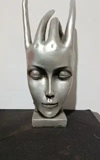 مجسمه عکس استوری