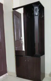 جاکفشی و زیر تلوزیونی