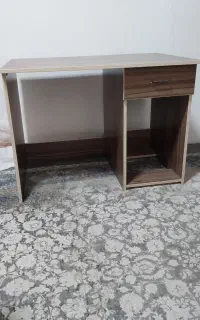 میز کامپیوتر