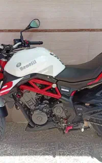 موتور بنلی 300 جفت سیلندر