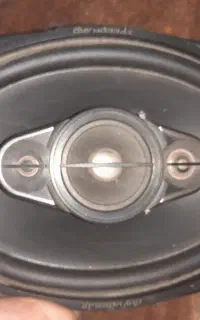 بلندگو در حد نو