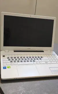لپ تاپ ایسر Aspire V3 Core i7 رم 8 گرافیک 2 گیگ