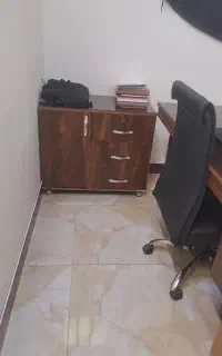میز مدیریت و فایل اداری