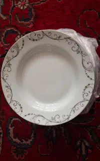 تعدادی ظروف فروشی نو
