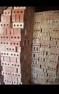 آجر ساروقامیش.شن و ماسه.سیمان.گچ.پوکه