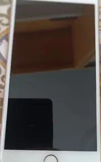گوشی iPhone8plusزیرقیمت کم کارکرددرحدنو