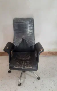 صندلی اداری جکدار  و چرخشی