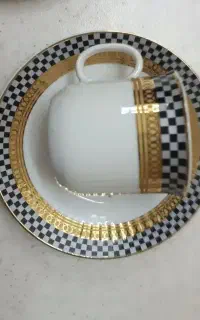 فنجان ونعلبکی  لبه طلایی