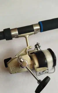 لنسر چوب و چرخ ماهیگیری دایوا ژاپن با قلاب