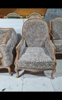 مبل زمرد تولیدی انصاری خ پمپ گاز اداره مالیاتی