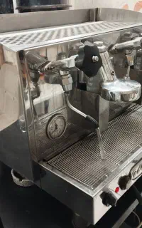 دستگاه قهوه ساز صنعتی دو‌گروپ