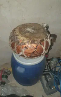 یک عدد نغاره کوچک چدن