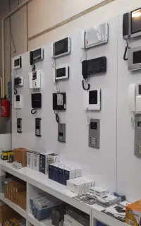 خدمات برقکاری و آیفون تصویری