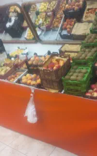 دکور مغازه میوه فروشی